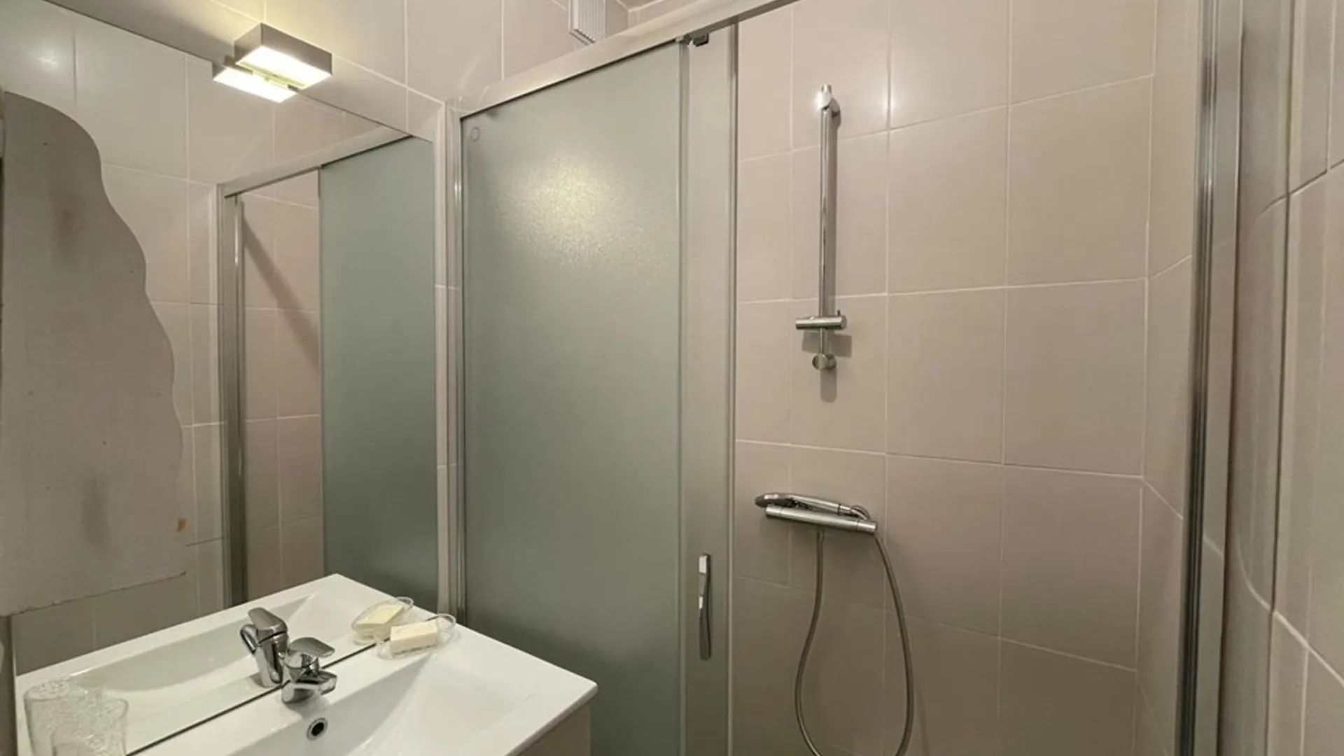 Appartement Cosy 4 Pers, Centre Cernix, Proche Pistes, Wifi, Parking, Animal Admis - Fr-1-733-164 Crest-Voland Apartment